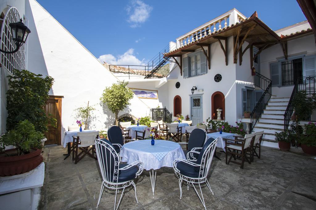 Achilleas Pension Hidra Exterior foto